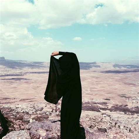 naked muslim women|Photographer Yumna Al